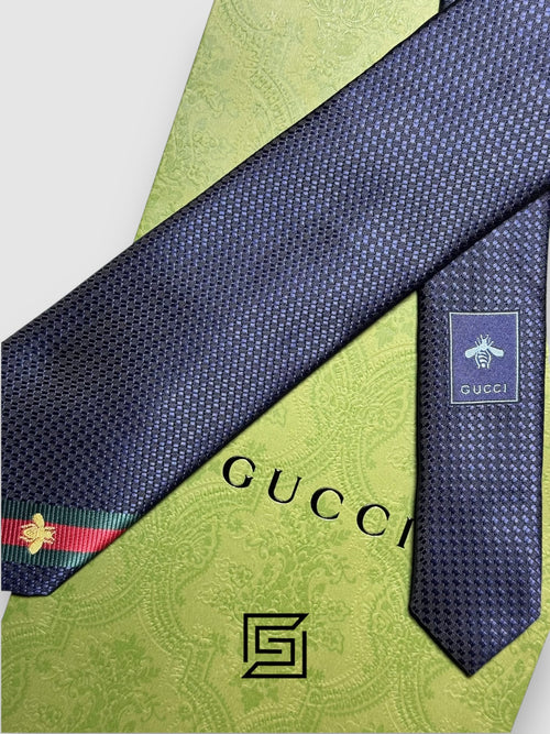 Gucci - Navy Blue Color Engraved With Gucci Bee Signature Line