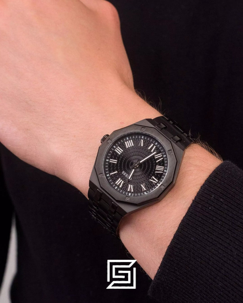 GUESS MEN BLACK Tone Analog Watch - GW0575G3