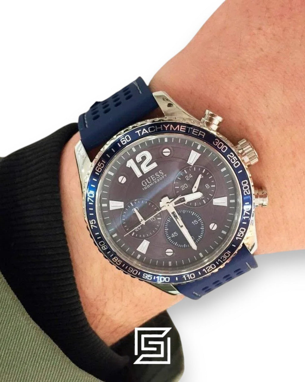 Guess W0971G2 Men's Blue Silicone Chronograph Grey Dial Watch