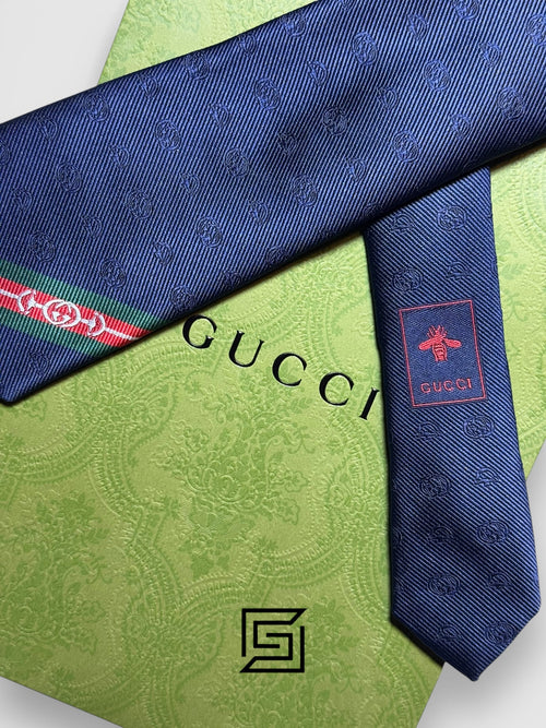 Gucci - Navy Blue Color Engraved G Pattern With Gucci Signature Line